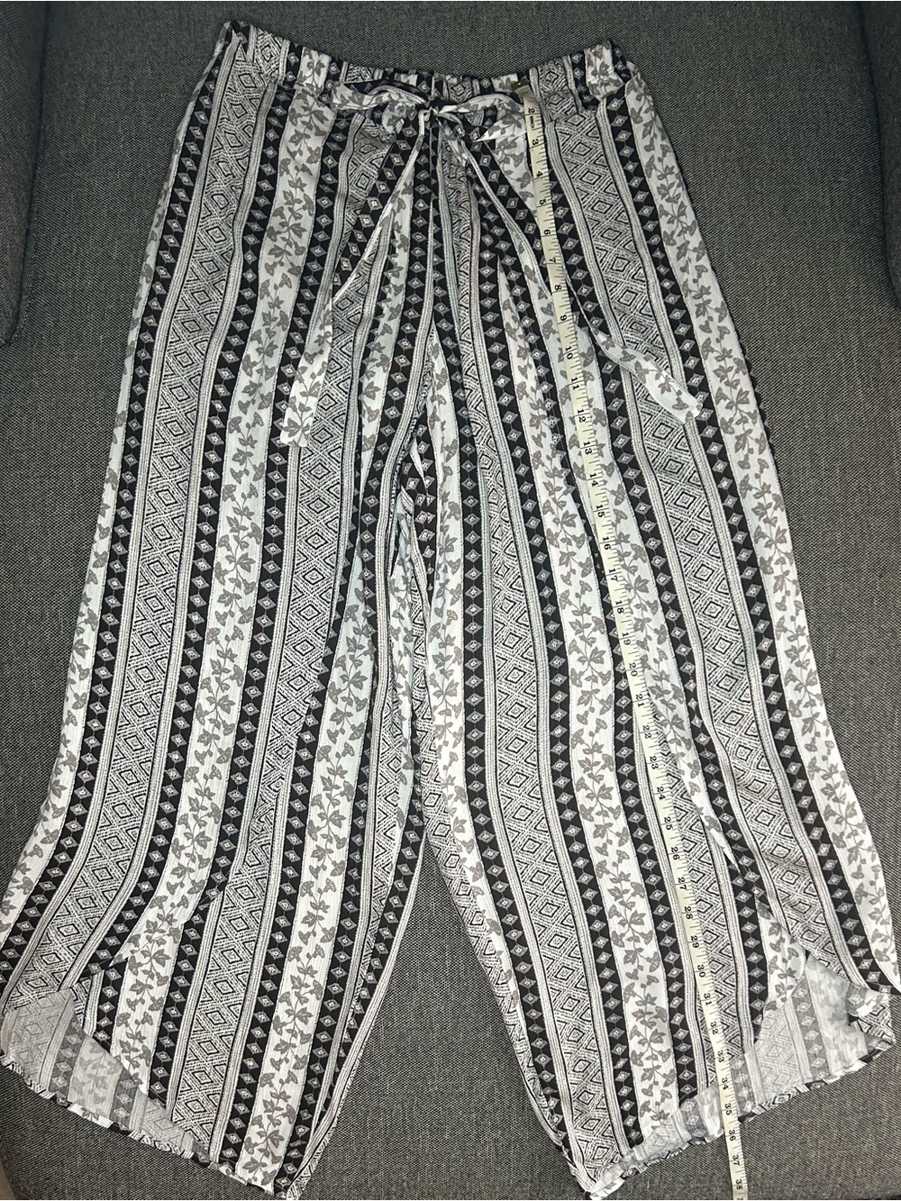 Iz Byer Black & White Striped Wide-Leg Pants